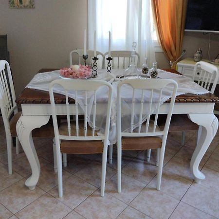 Artemis Superb 2 Bedroom Apartment 700 M Away From The Beach Minia Exterior foto