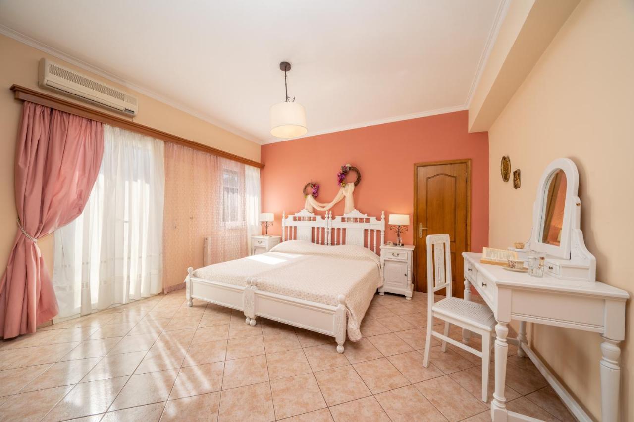 Artemis Superb 2 Bedroom Apartment 700 M Away From The Beach Minia Exterior foto