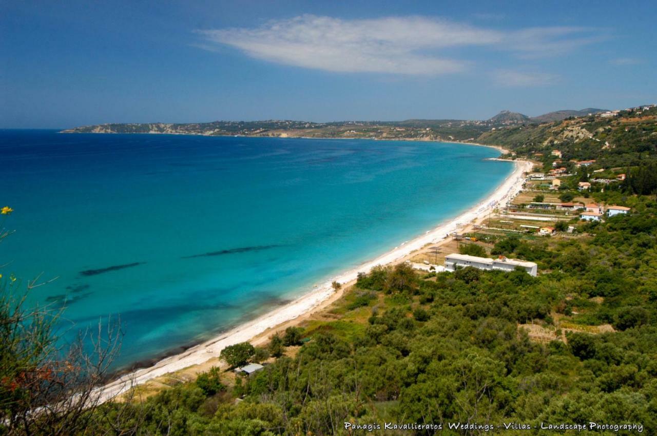 Artemis Superb 2 Bedroom Apartment 700 M Away From The Beach Minia Exterior foto